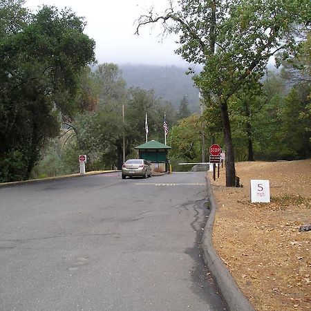 Russian River Camping Resort Cottage 7 克罗弗戴尔 外观 照片