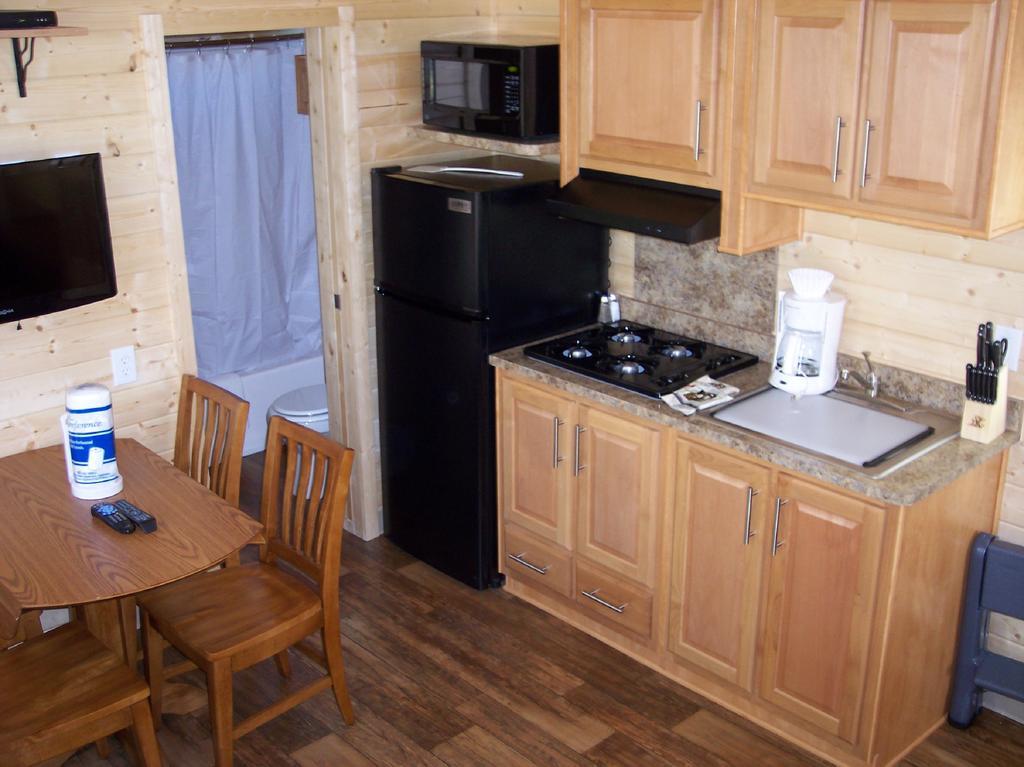 Russian River Camping Resort Cottage 7 克罗弗戴尔 外观 照片